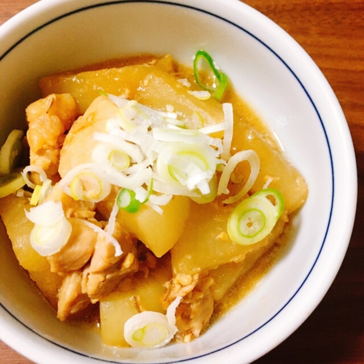 こっくり濃厚♪大根と鶏肉の味噌煮